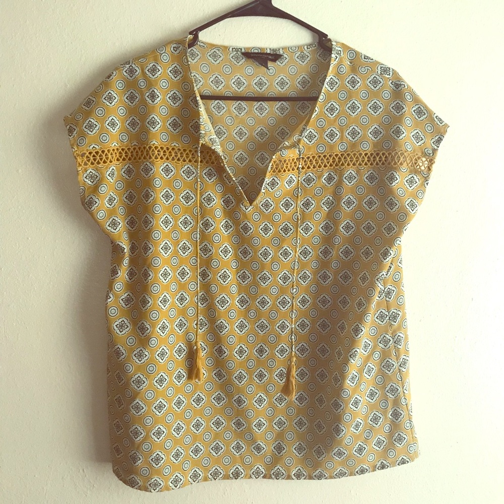 Short-Sleeve blouse 👚